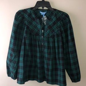 Draper James Button front top in blackwatch plaid